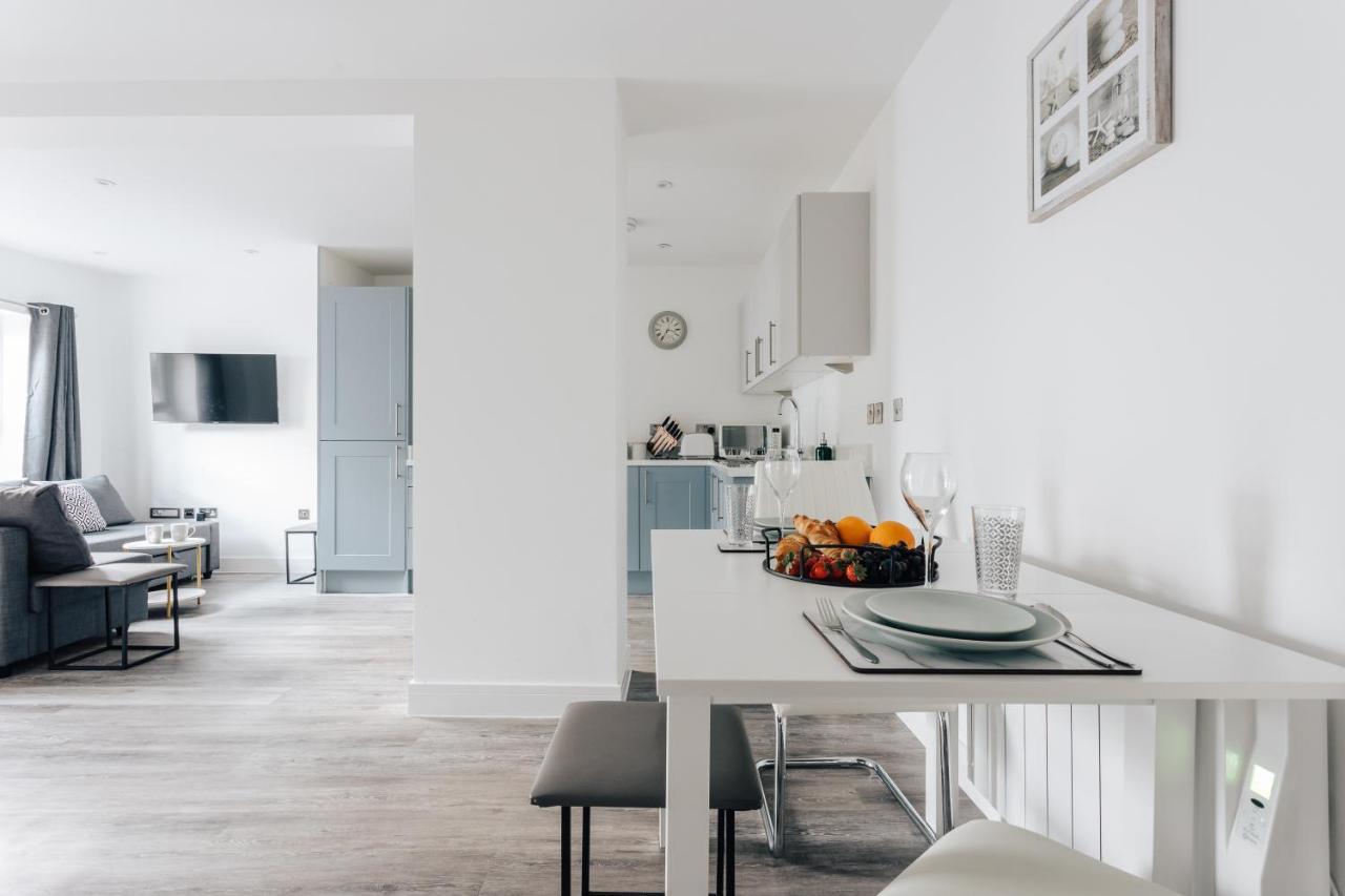 Contemporary Two Bedroom Duplex - Secluded Residence With Parking In A Prime Central Location Μπόρνμουθ Εξωτερικό φωτογραφία
